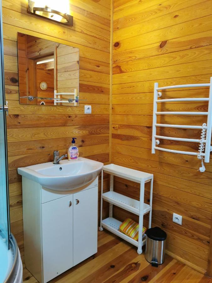 Domek Na Wsi Nad Jeziorem , Prywatny Staw Kamienczyk Dezerta Екстериор снимка